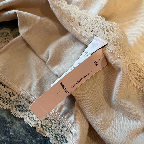 NWT 3 for $5 Victoria’s Secret Lace Bikini Bundle - Picture 5 of 7